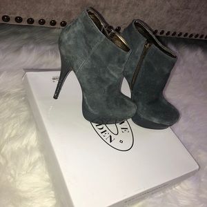 Favs! Super cute, super comfy!